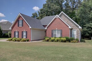 4425 Taylor Hall Ln, Adams, TN 37010