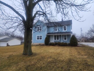 1106 W 73rd Ave, Merrillville, IN 46410
