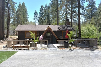 40123 Hillcrest Dr, Big Bear Lake, CA 92315