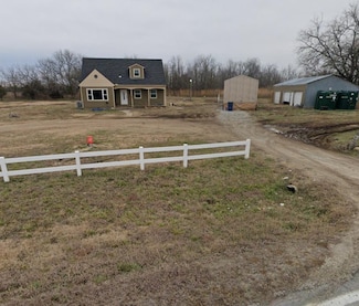 14937 SW Thunder Rd, Augusta, KS 67010