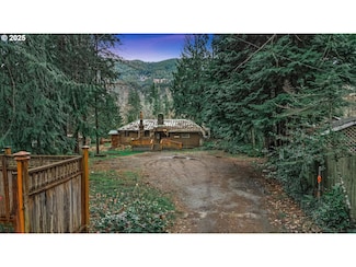 66561 E Mountain Air Dr, Mount Hood Village, OR 97067