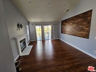 290 Ridgeton Ln Unit C, Simi Valley, CA 93065