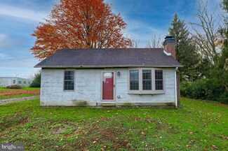 307 Sprecher Rd, Lancaster, PA 17603