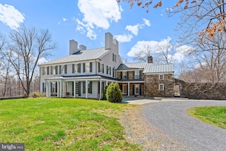 3625 Leeds Manor Rd, Markham, VA 22643