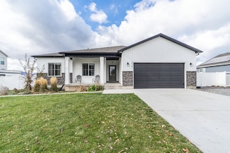 478 S 1170 E, Hyrum, UT 84319