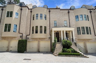 122 Old Ivy Rd NE Unit 17, Atlanta, GA 30342