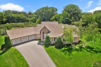 17700 30th Ave N, Plymouth, MN 55447