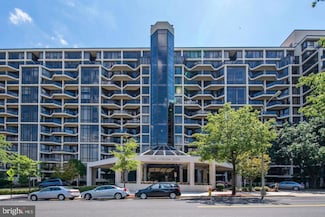 1530 Key Blvd Unit 402, Arlington, VA 22209