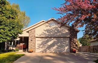 1119 Broadway Dr, Sun Prairie, WI 53590