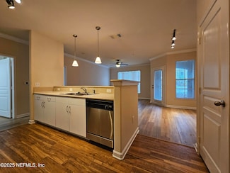 8290 Gate Pkwy W Unit 806, Jacksonville, FL 32216