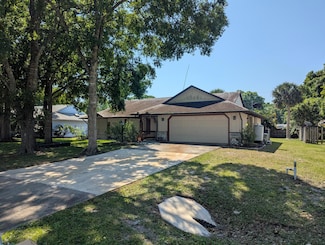 7903 Kenwood Rd, Fort Pierce, FL 34951