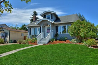 1026 Rockefeller Ave, Everett, WA 98201