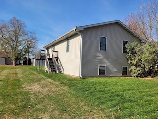 1101 21st St, Zion, IL 60099