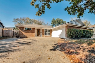 222 Merribrook Trail, Duncanville, TX 75116