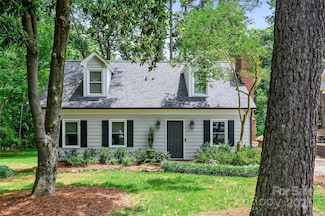 1040 Goshen Place, Charlotte, NC 28211
