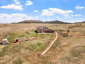 1800 Oak Grove Cir, Westcliffe, CO 81252