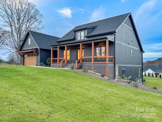 17 Skylar Ln, Mills River, NC 28759