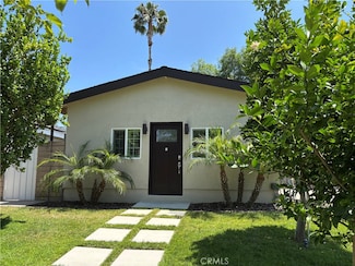 22326 Gilmore St, Woodland Hills, CA 91367