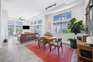2235 E 6th St Unit 301, Austin, TX 78702