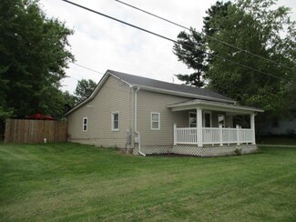 20 E Main St, Marengo, OH 43334