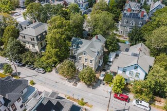 121 Moore St, Providence, RI 02907