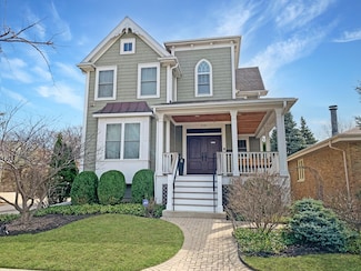 115 S Chester Ave, Park Ridge, IL 60068