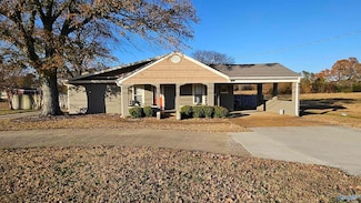 308 W Sanderfer Rd, Athens, AL 35611