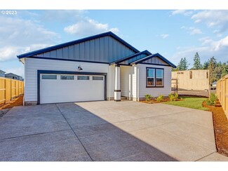5623 49th Ave NE, Salem, OR 97305