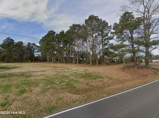 3 A I Taylor Rd, Richlands, NC 28574