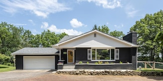 834 Shoreham Dr, Newark, OH 43055