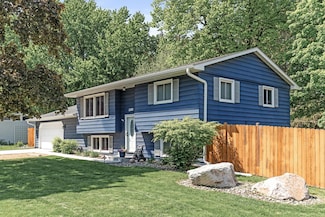 11100 98th Ave N, Maple Grove, MN 55369