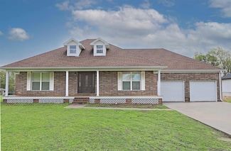 901 Rock St, White Hall, AR 71602