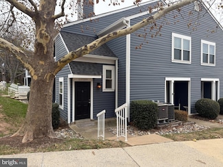 13589 Orchard Dr Unit 13589, Clifton, VA 20124