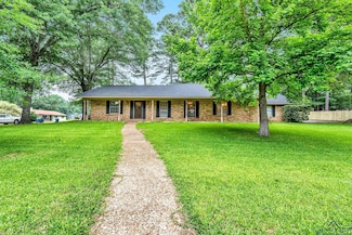 198 Pettit Dr, Hawkins, TX 75765