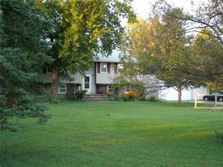 8645 Akron Rd, Lockport, NY 14094