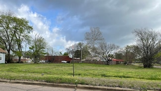 501 N 14th Ave, Durant, OK 74701