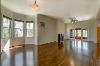 447 Avenue E Unit 1, Bayonne, NJ 07002