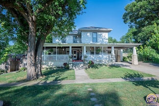 127 N Chautauqua St, Council Grove, KS 66846