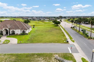 1920 Woods Dr E, Edinburg, TX 78542