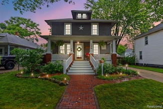 134 Gallup St, Mount Clemens, MI 48043