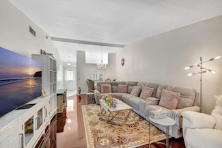 4863 Sable Pine Cir Unit D, West Palm Beach, FL 33417