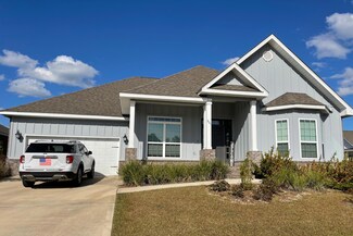 805 Cornelia St, Freeport, FL 32439