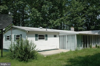 14338 Countyline Church Rd, Woodford, VA 22580
