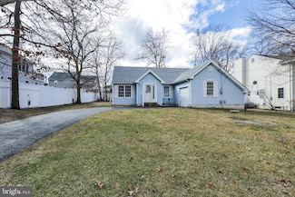 690 Cutter Ln, Manahawkin, NJ 08050