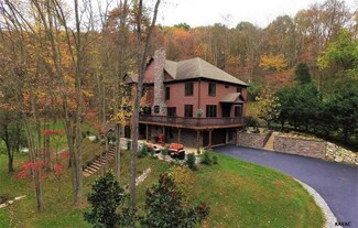 3261 Honey Valley Rd, Dallastown, PA 17313
