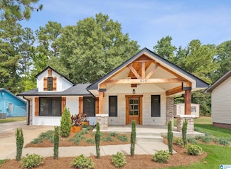 620 Candle Ln, Birmingham, AL 35214