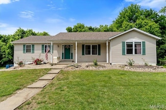 2305 Loretta Ln, Collinsville, IL 62234