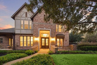 811 Arden Oaks Dr, Sugar Land, TX 77479