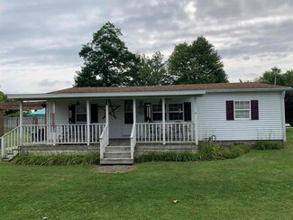 5052 Maple St, Straughn, IN 47387