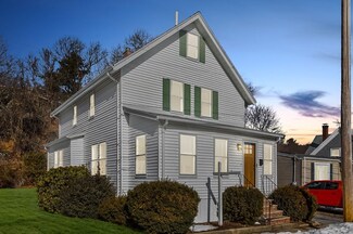 15 Hillside Ave, Peabody, MA 01960